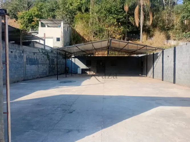 Oportunidade - Galpão Comercial - Jacareí - Jardim São Gabriel - 600m².