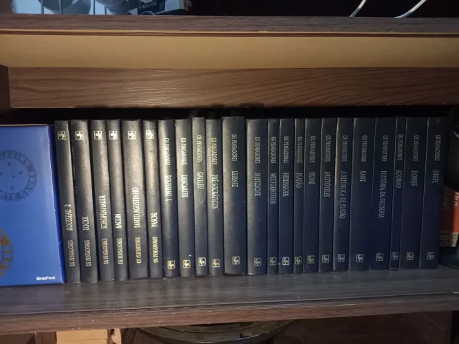 Lote 25 Livros Coleção Os Pensadores - Capa Dura (Nietzsche, Platão, Hegel etc.)