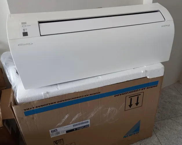 PROMOÇÃO RELÂMPAGO!!!  Ar-condicionado DAIKIN, 12 K, INVERTER. NOVO!
