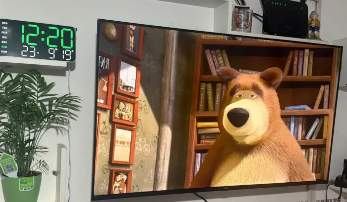 SmatTv 42 polegadas TCL QLED TOP zerada (LEIA O ANUNCIO)