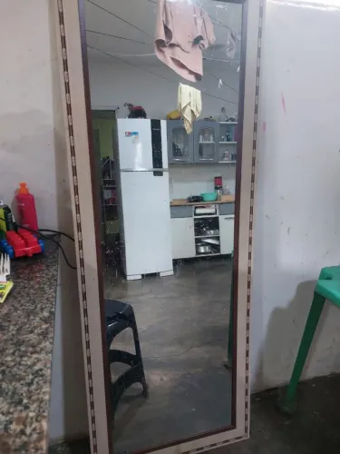VENDE- SE ESPELHO GRANDE 