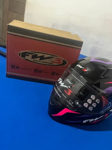 capacete FW3