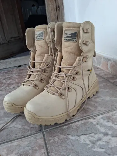 COTURNO CÁQUI MARCA ACERO