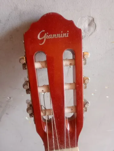 Violão ?