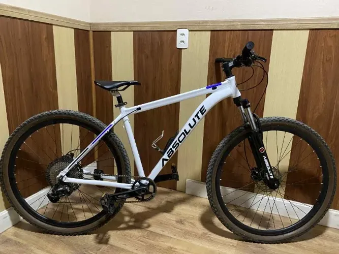 Bicicleta Absolut Nero 4 aro 29 47- * whats