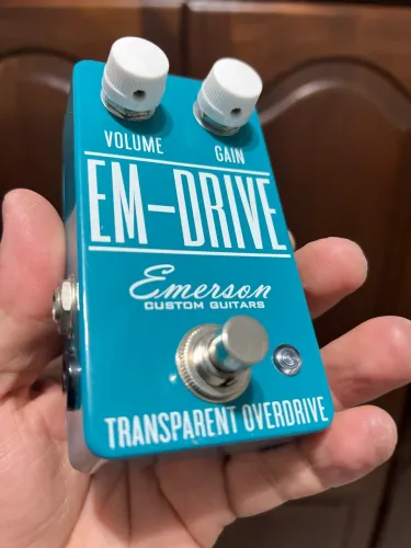 Pedal de Guitarra Emerson Custom EM-Drive - Transparent Overdrive 