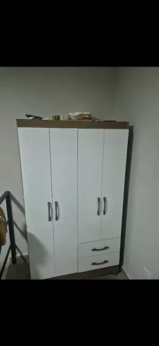 Armário e Guarda-roupa os dois por 400