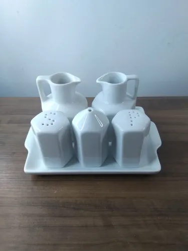 Galeteiro em porcelana