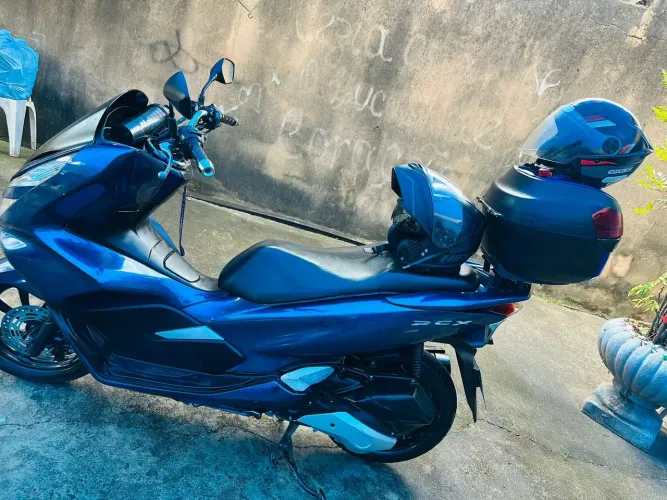 Vende-se moto PCX