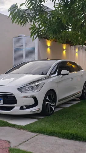 Citroen DS5 1.6 Be Chic Turbo 16V 5P Aut. 2015