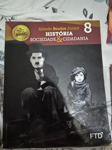 Livro de História  - Sociedade e Cidadania