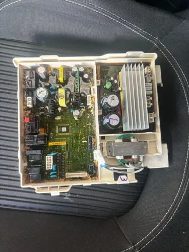 Placa ESTRAGADA lava e seca Samsung 220v