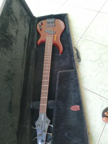 Vendo contra baixo seminovo 800,00