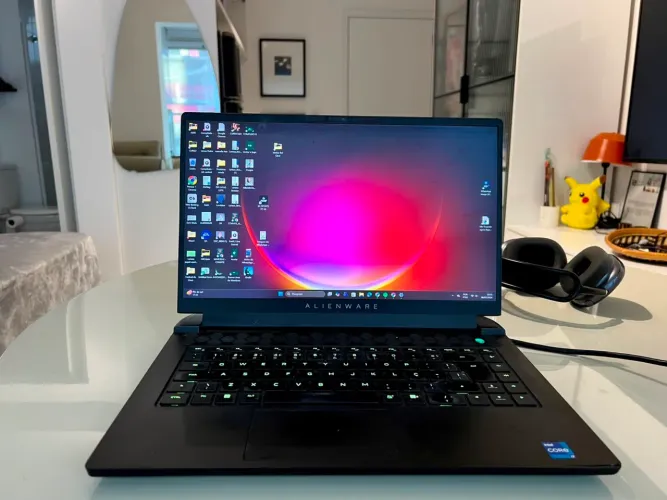 Notebook Alienware m15 R7 - i7 12700H | RTX 3070 Ti 8GB | 16GB RAM | SSD 1TB usado