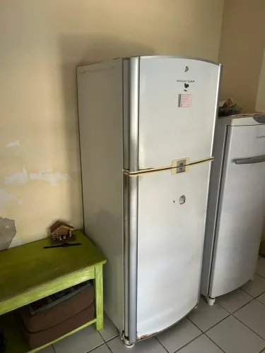 Geladeira Brastemp 430L frost free 