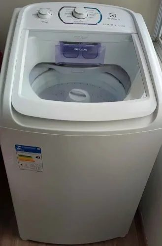 Vendo máquina marca Electrolux 11kg Modelo Novo Super Nova funcionando perfeitamente