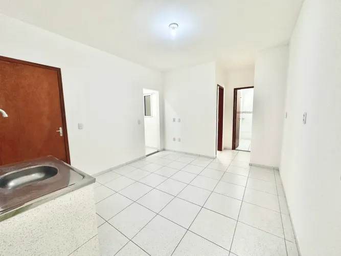 Alugo Apartamento Com Garagem no Bairro Dias Macedo