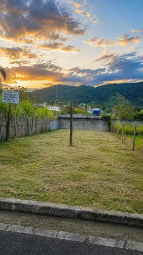 Terreno 250 m² em Guararema - Aceita Carro e Financiamento