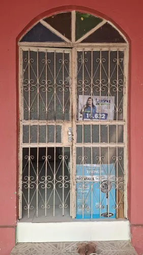 Vendo essa por e essa janela 