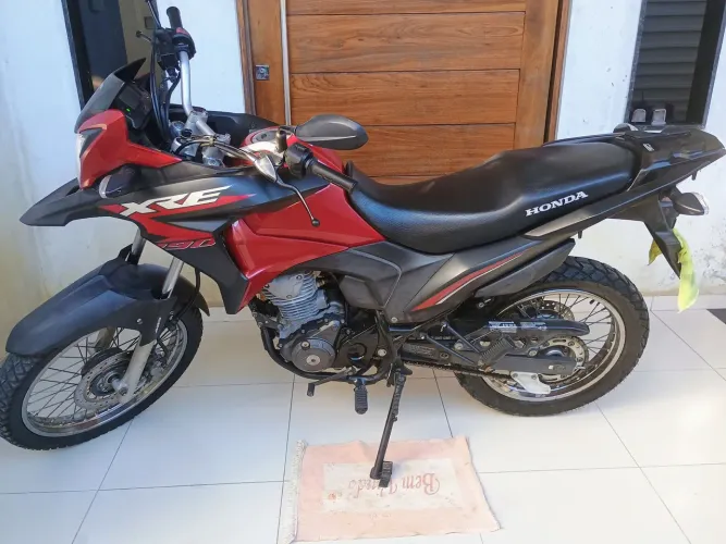 Vendo xre190 2020 em ótimo estado de conservação 