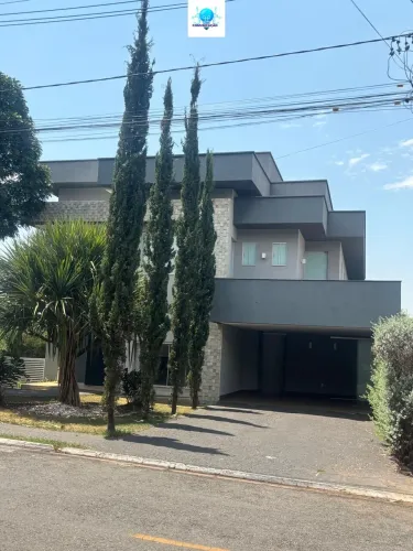 Sobrado à venda no bairro Condomínio do Lago 1ª Etapa - Goiânia/GO