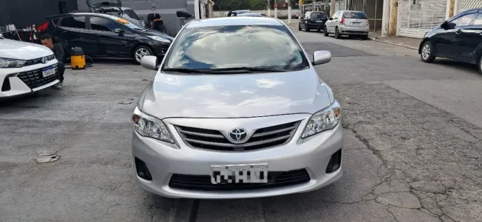 Toyota Corolla GLI 1.8 Flex 16V Aut. 2013