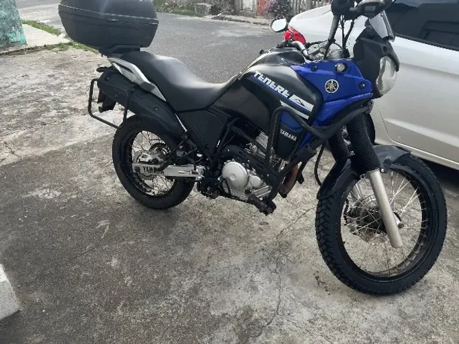 Tenerê 250, moto toda conservada aceito troca em moto com mais cilindrada