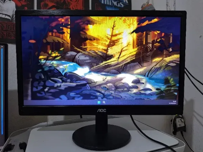Monitor AOC E970Sw 18.5" 720p 60hz + Cabo de alimentação e HDMI