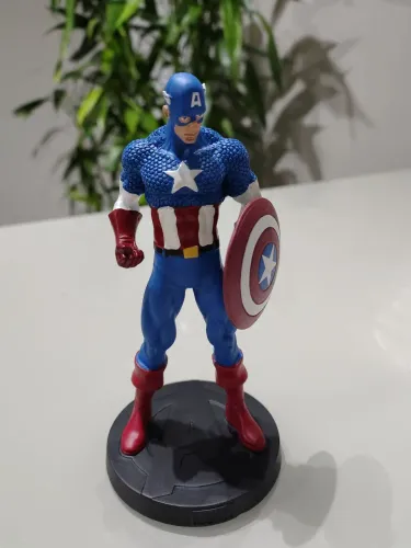 MINIATURA ESTATUA CAPITÃO AMÉRICA COLEÇÃO EAGLEMOSS