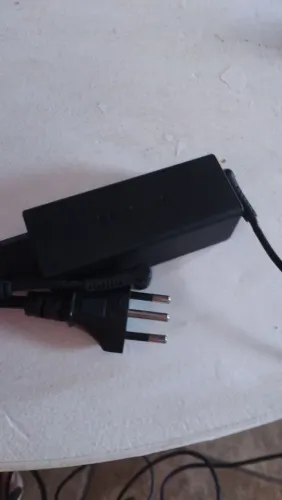 Fonte Carregador Original Samsung 19V 2.1A (40W) Pino Fino.