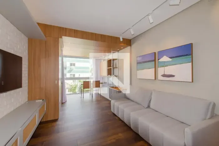 Apartamento Alto Padrão Mobiliado a 1 Quadra da Praia  Novo Campeche
