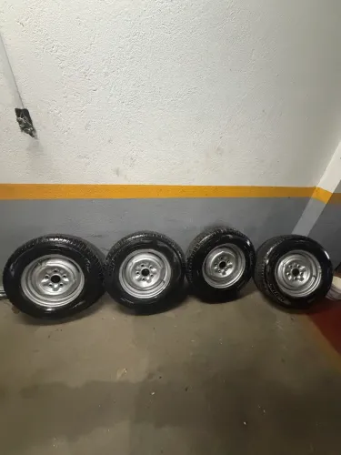 Rodas e pneus 14