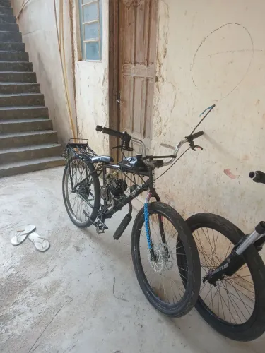 Vendo motorizada ou troco