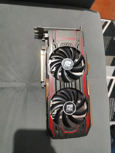 Placa de vídeo R9280x 3gb