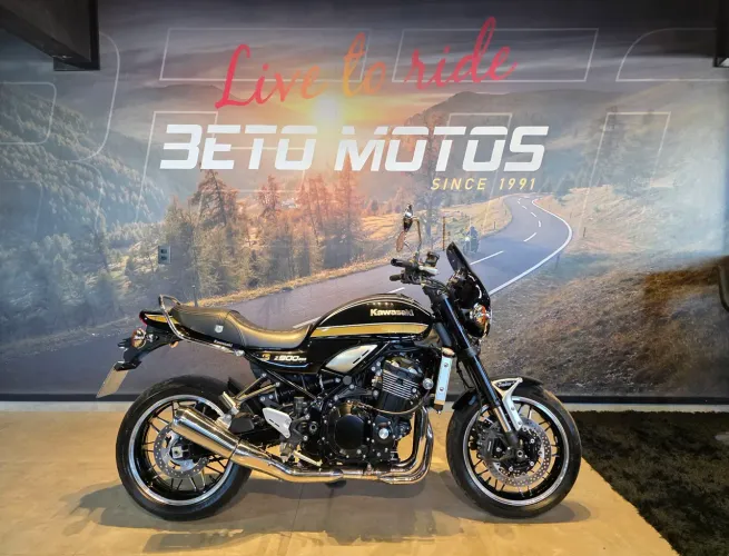 KAWASAKI Z 900 RS