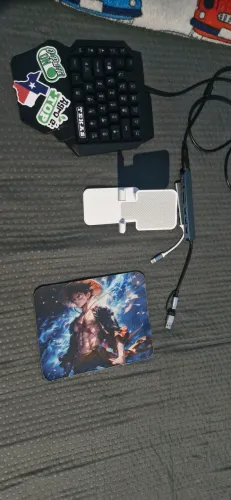 Kit mobilador semi conpleto falta so o mause o mause ped ta um pouco soltando mais ta bom