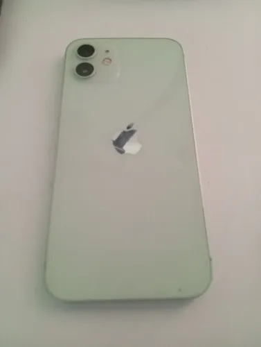 iPhone 12 (vai com a capa e película)