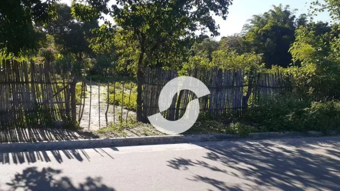 Terreno de 4753m² em Cabuçu