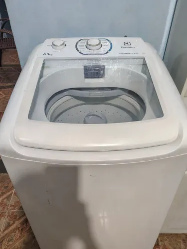 Vendo máquina de lavar roupa 8.5 kg