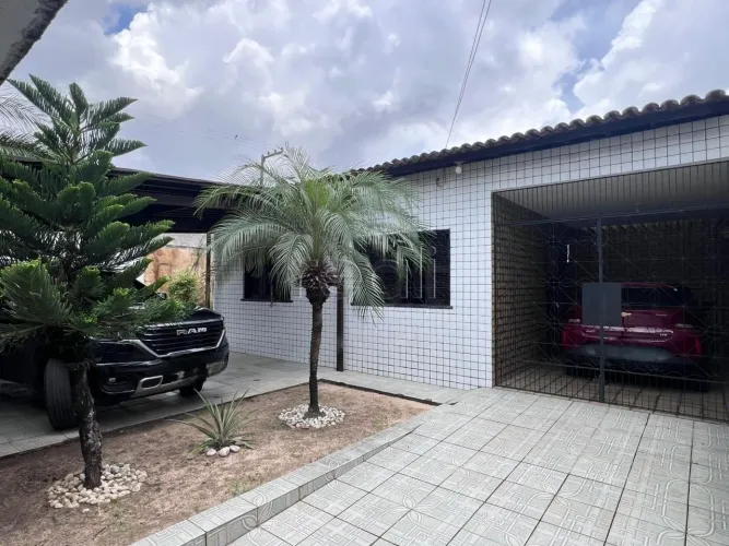 Casa Solta | Vila Velha | 170m² | 03 Quartos | 04 Vagas