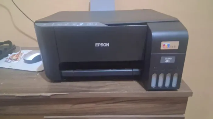 IMPRESSORA EPSON L3250 , 1,5 ANO DE USO , NO MAXMO 20 IMPRESSÃO 