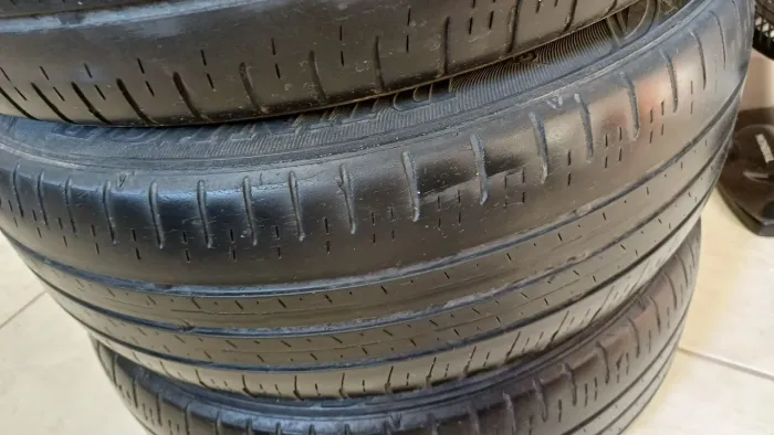 vendo pneus usados