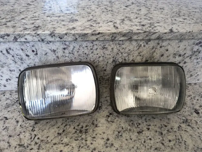 Faróis cibie Fiat 147