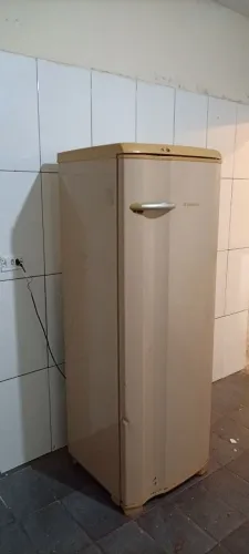 Vendo geladeira