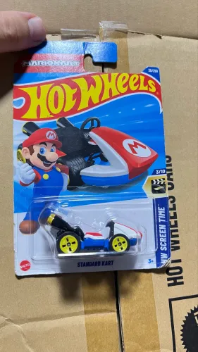 Standard Kart do Mario hot weels
