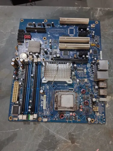 Vendo placa por R$140