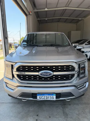 Ford F-150 Platinum 4X4 5.0 V8 2023