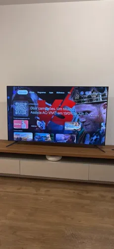 Rack para TV 2,30m Branco e Amadeirado - Excelente Estado