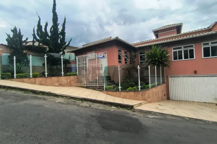 Seu novo lar pode estar aqui: espaço, charme e conforto no São Cristóvão!