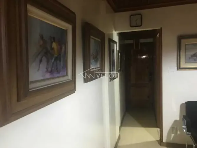 Apartamento : Padrão / Residencial / Centro